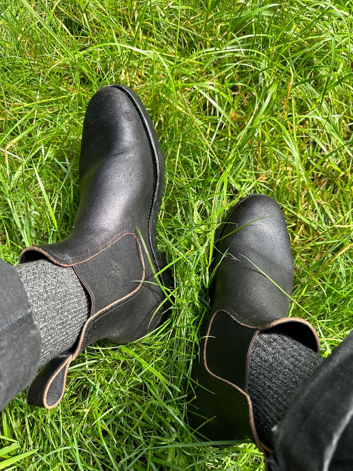 Photo by Mr.Baddie on September 11, 2023 of the Briselblack The Seventh Chelsea Boot in Horween Black Waxed Flesh.