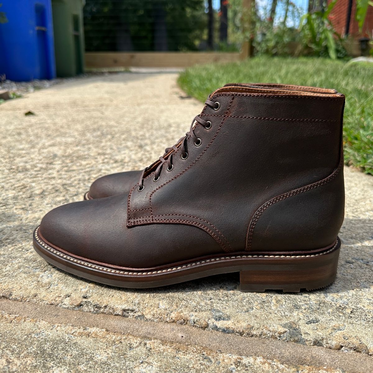 Photo by nothomeatl on October 1, 2023 of the Caswell Boot Company Lisbon in C.F. Stead Snuff Waxy Commander Suede.