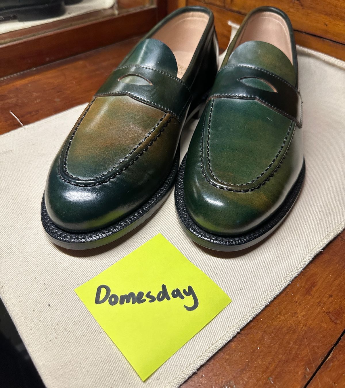 Photo by nothomeatl on October 1, 2024 of the Grant Stone Traveler Loafer in Horween Marbled Black Shell Cordovan.