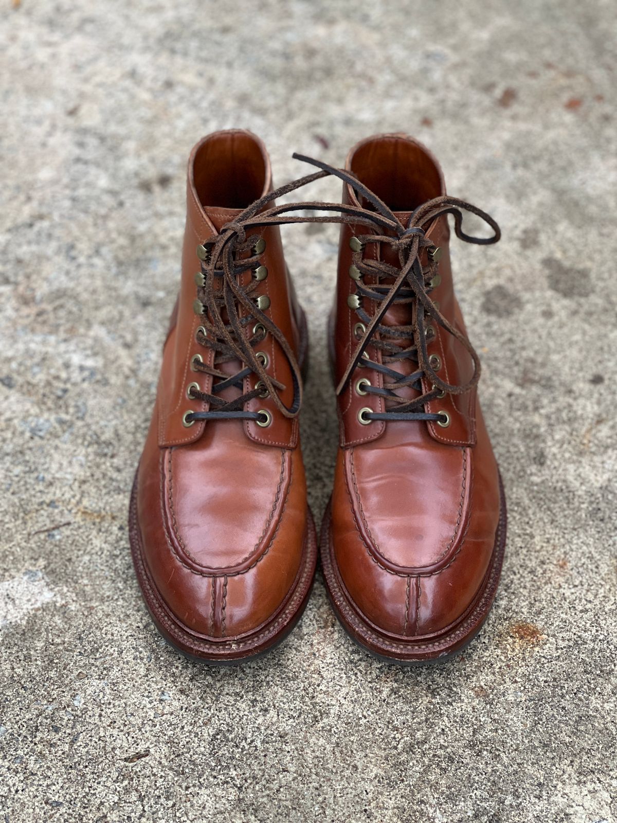 Photo by nothomeatl on November 5, 2022 of the Grant Stone Ottawa Boot in Horween Honey Glazed Shell Cordovan.