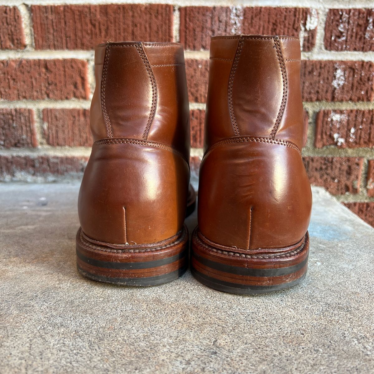 Photo by nothomeatl on January 5, 2023 of the Grant Stone Ottawa Boot in Horween Honey Glazed Shell Cordovan.