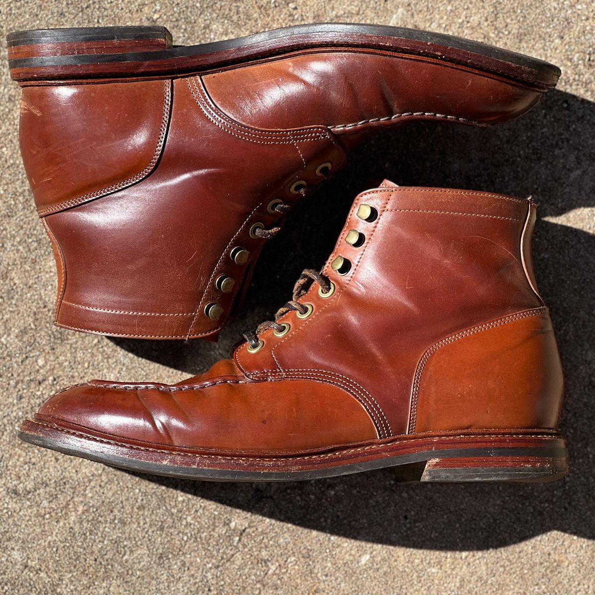 Photo by nothomeatl on April 2, 2023 of the Grant Stone Ottawa Boot in Horween Honey Glazed Shell Cordovan.