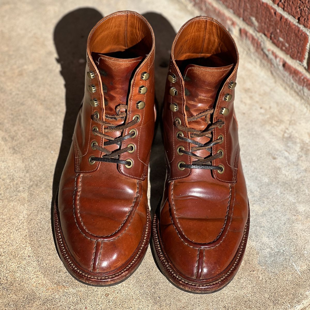 Photo by nothomeatl on April 2, 2023 of the Grant Stone Ottawa Boot in Horween Honey Glazed Shell Cordovan.