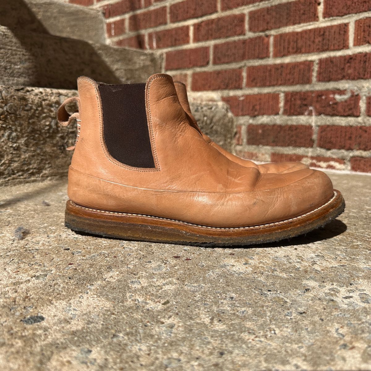 Photo by nothomeatl on November 1, 2025 of the Project Pandion PE1.2 in Vegetable Tanned Bovine.