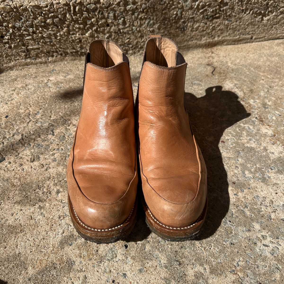 Photo by nothomeatl on November 1, 2025 of the Project Pandion PE1.2 in Vegetable Tanned Bovine.