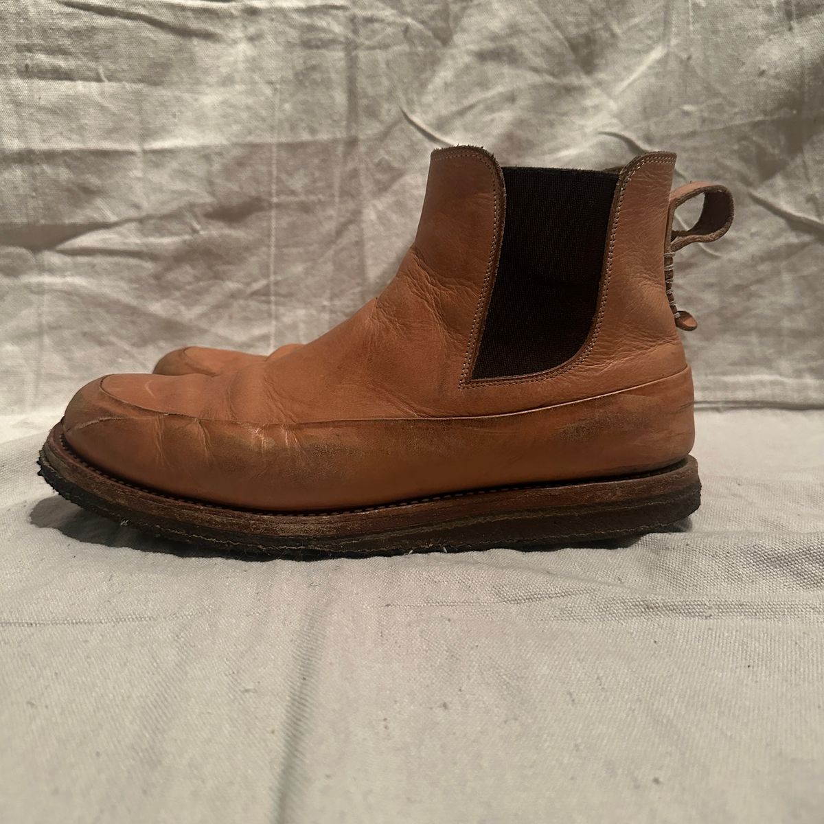 Photo by nothomeatl on February 5, 2026 of the Project Pandion PE1.2 in Vegetable Tanned Bovine.