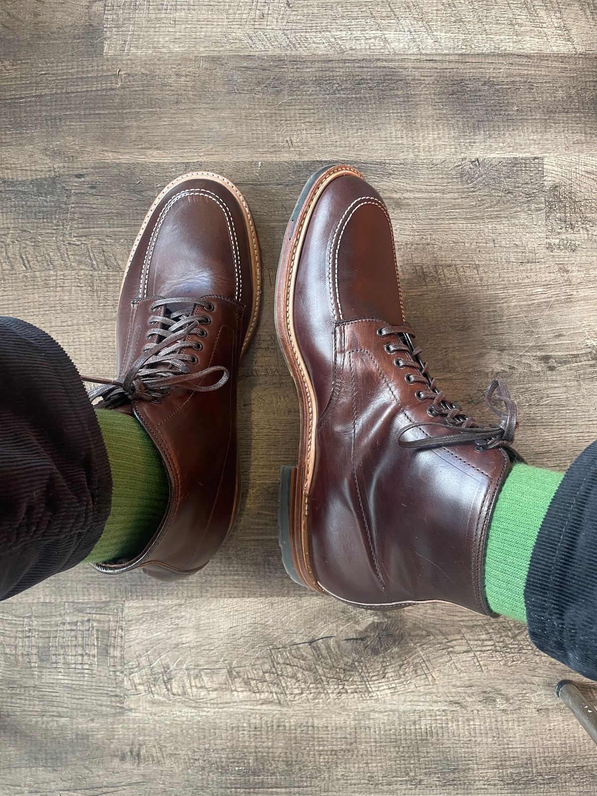 Photo by jonnyz on March 8, 2023 of the Alden Indy Boot in Horween Brown Chromexcel.