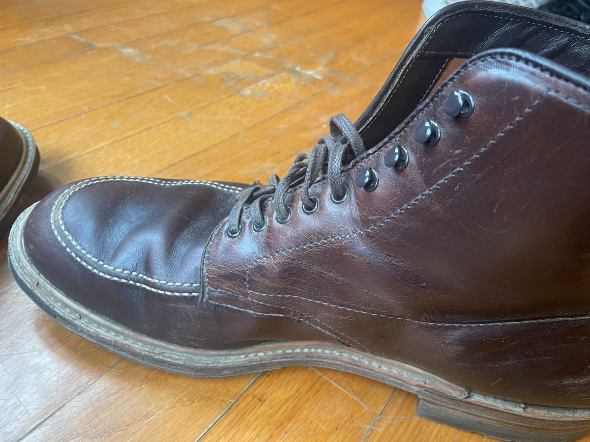 Photo by jonnyz on March 13, 2023 of the Alden Indy Boot in Horween Brown Chromexcel.