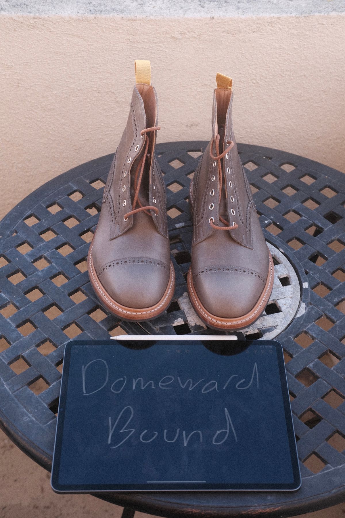 Photo by timothvn on October 3, 2023 of the Tricker's x Division Road Eaton Boot in Horween Timber Wolf Dublin.