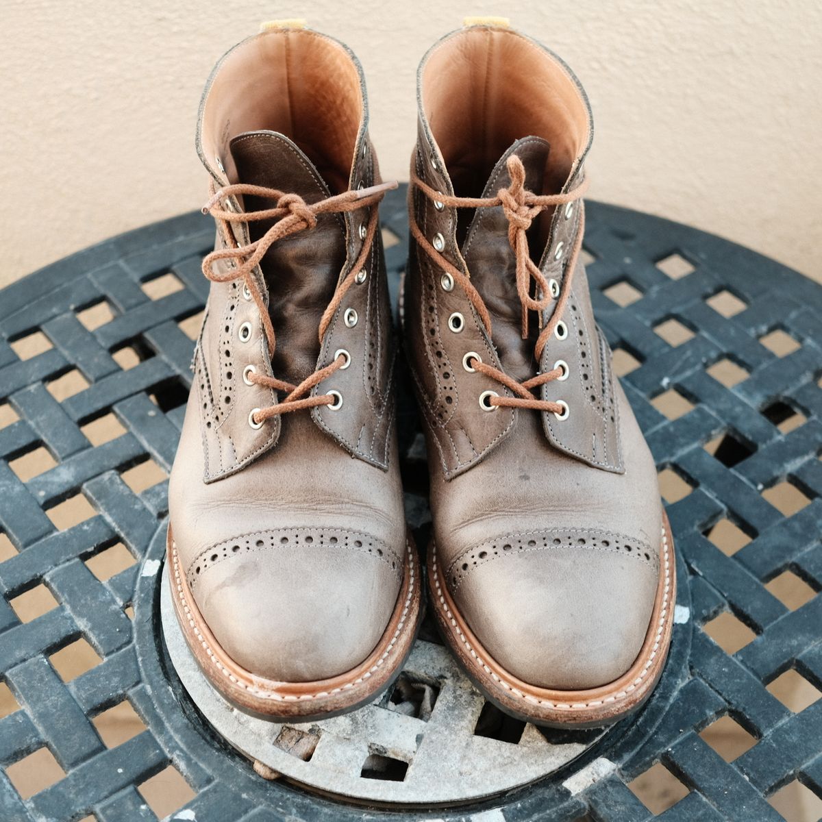 Photo by timothvn on January 6, 2024 of the Tricker's x Division Road Eaton Boot in Horween Timber Wolf Dublin.