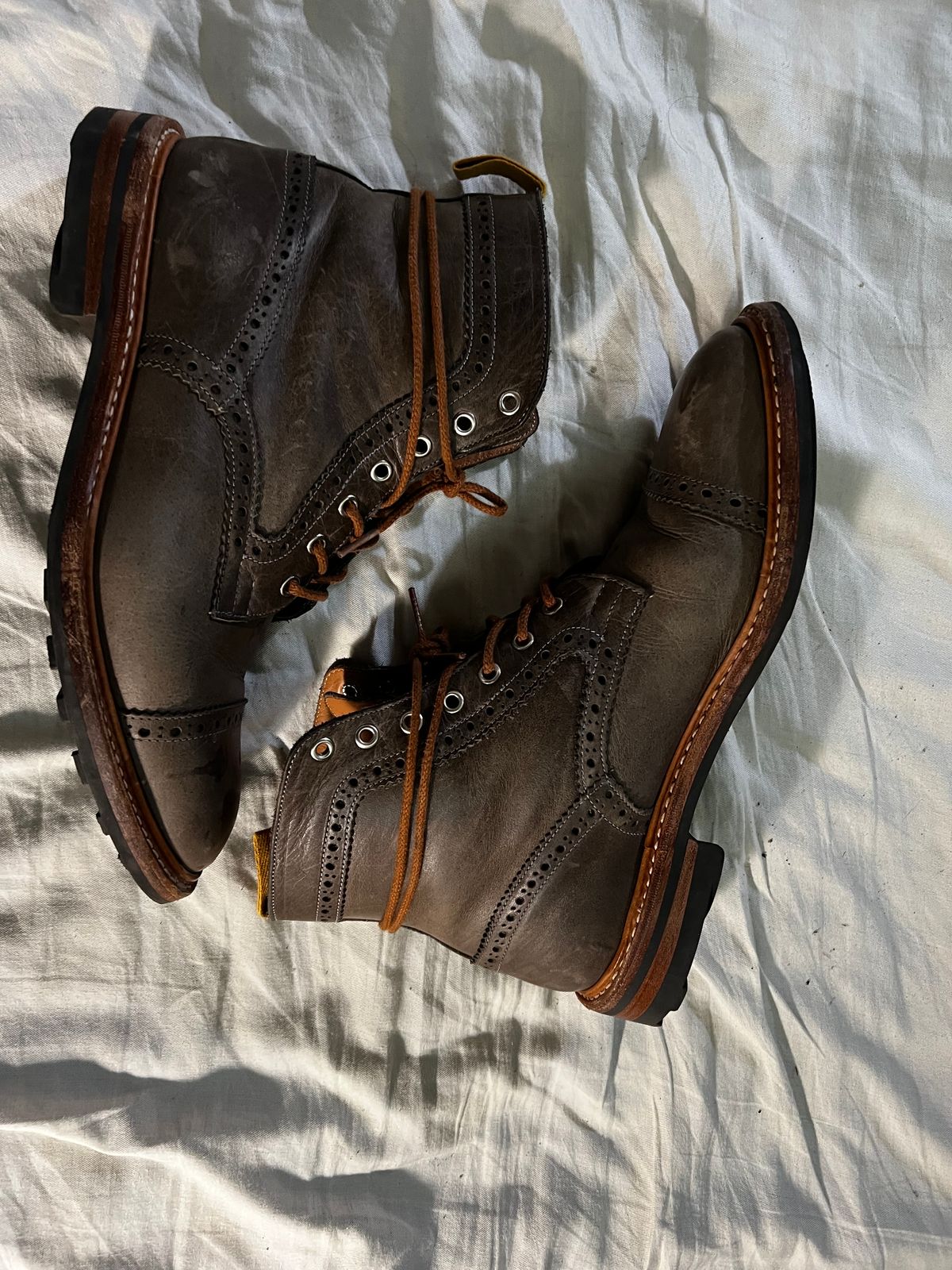 Photo by timothvn on February 6, 2024 of the Tricker's x Division Road Eaton Boot in Horween Timber Wolf Dublin.