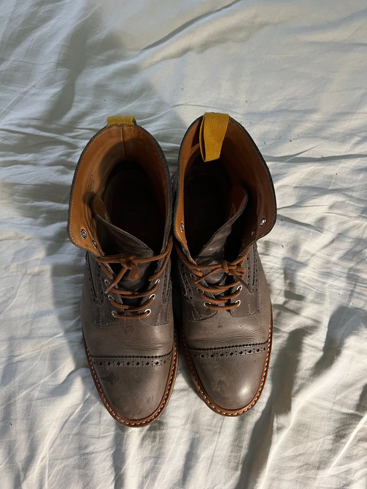 Photo by timothvn on February 6, 2024 of the Tricker's x Division Road Eaton Boot in Horween Timber Wolf Dublin.