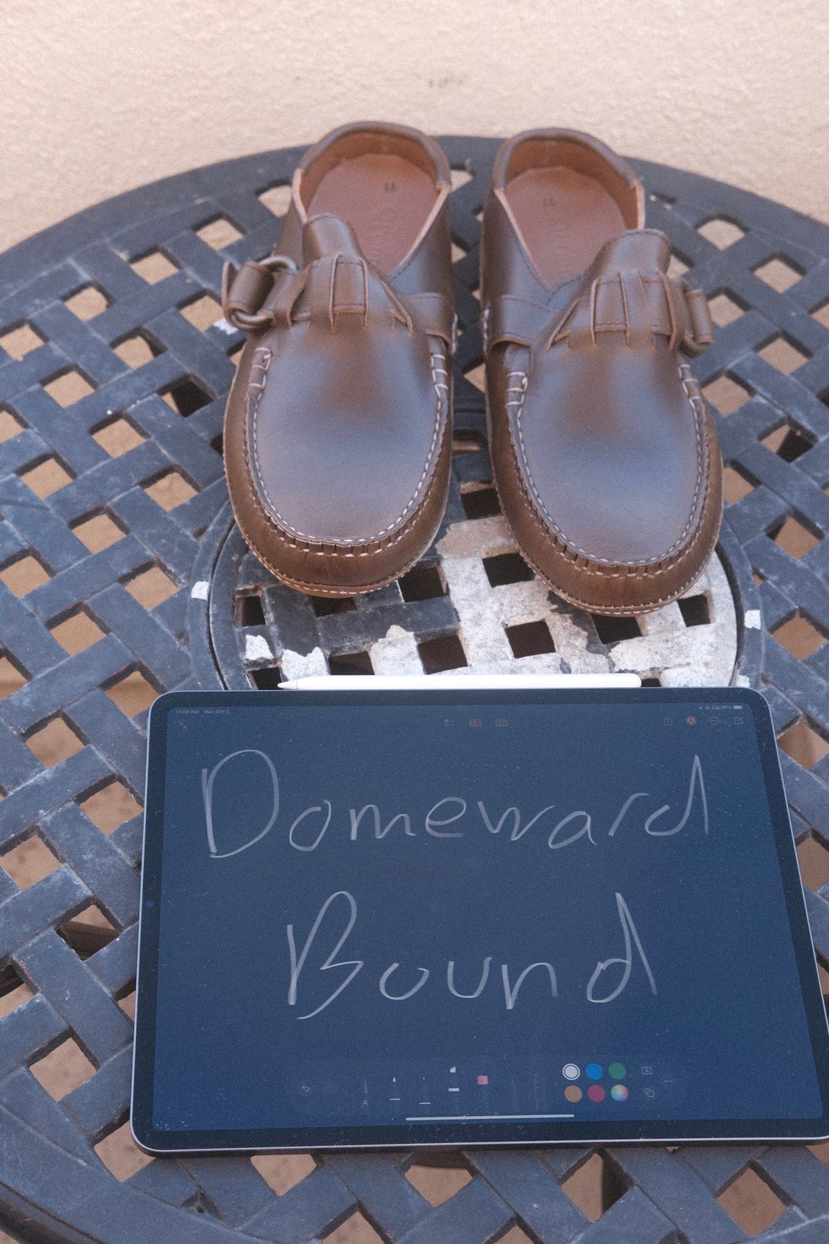 Photo by timothvn on October 3, 2023 of the Quoddy Ring Mule in Horween Olive Chromexcel.