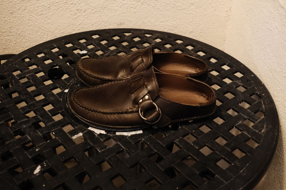 Photo by timothvn on December 6, 2023 of the Quoddy Ring Mule in Horween Olive Chromexcel.
