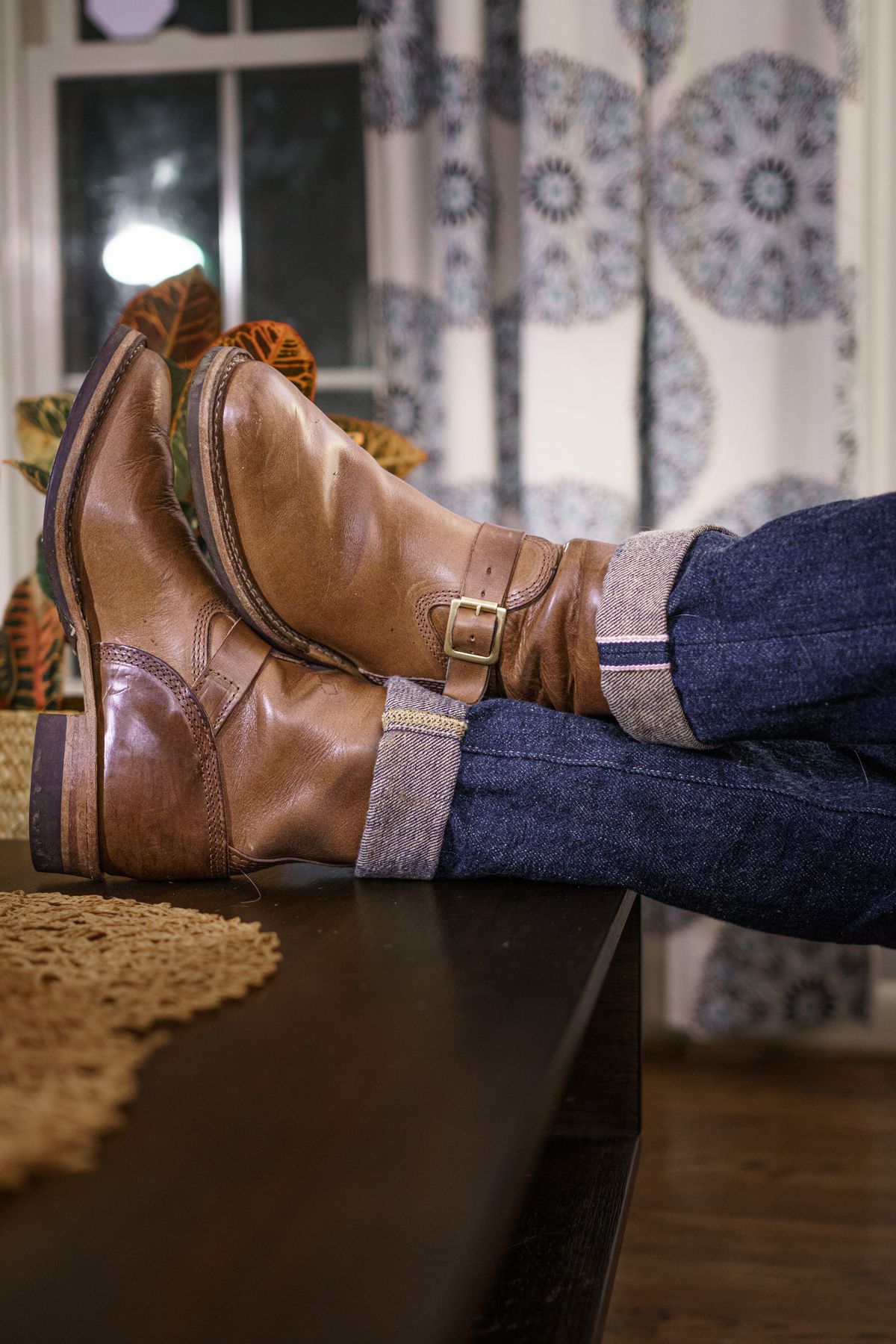 Photo by Blakemore on January 12, 2022 of the Wesco Mister Lou in Horween Natural Chromexcel.