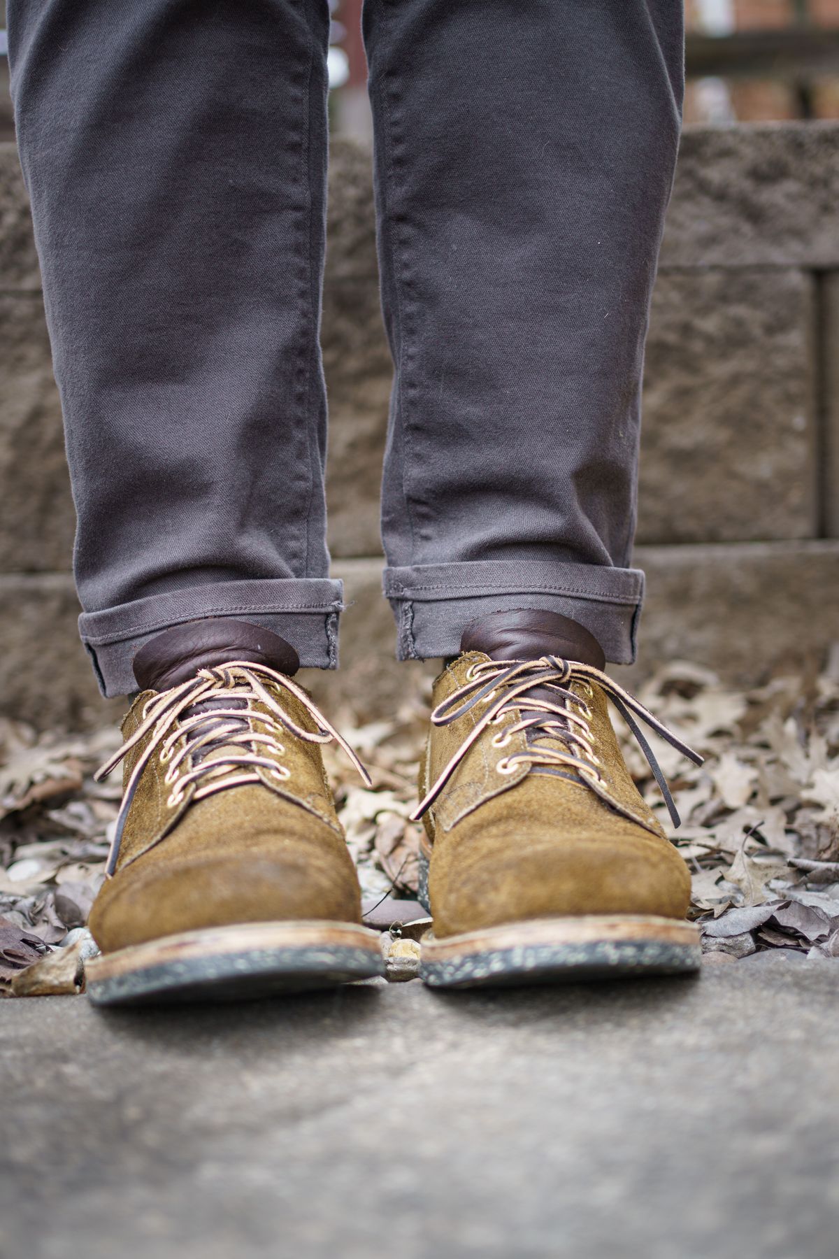 Photo by Blakemore on March 17, 2022 of the Viberg 145 Oxford in Horween Mushroom Chamois Roughout.