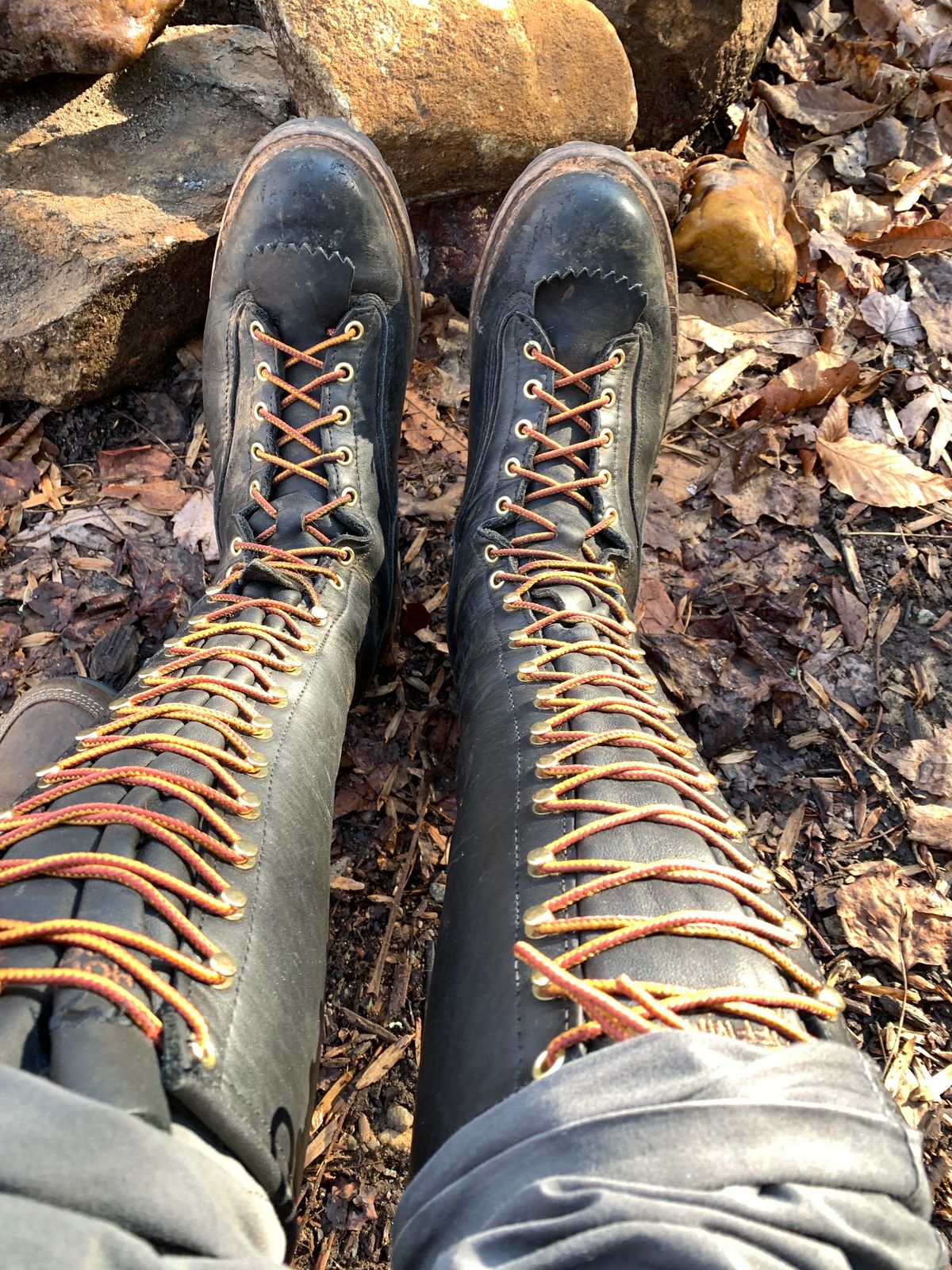 Photo by CountFluffhair.46 on December 9, 2022 of the Hoffman Boots Unlisted Model in Unknown Leather.