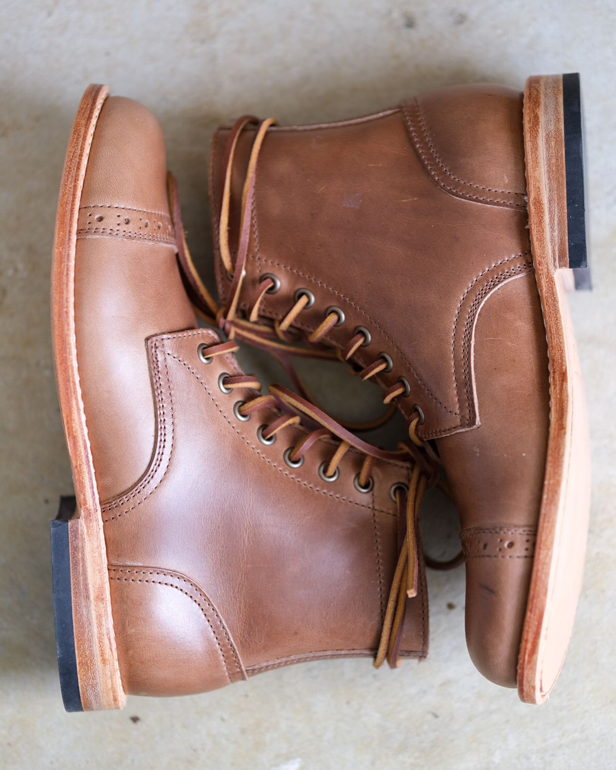 Photo by jamesontisch on October 1, 2023 of the Oak Street Bootmakers Trench Boot in Horween Natural Chromexcel.