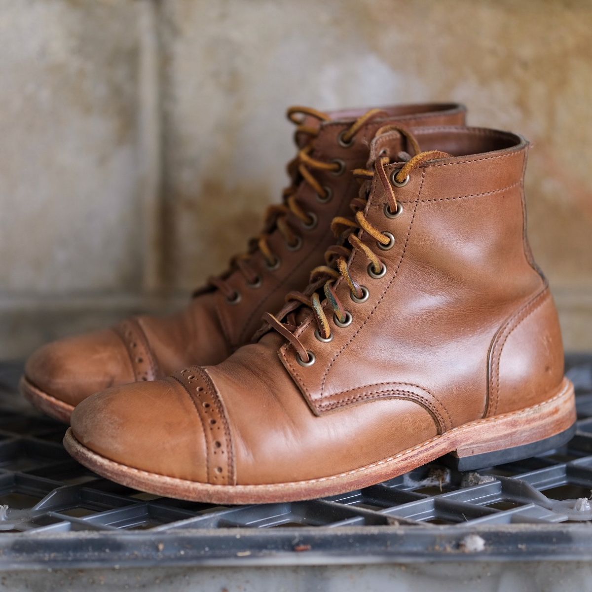 Photo by jamesontisch on November 4, 2023 of the Oak Street Bootmakers Trench Boot in Horween Natural Chromexcel.