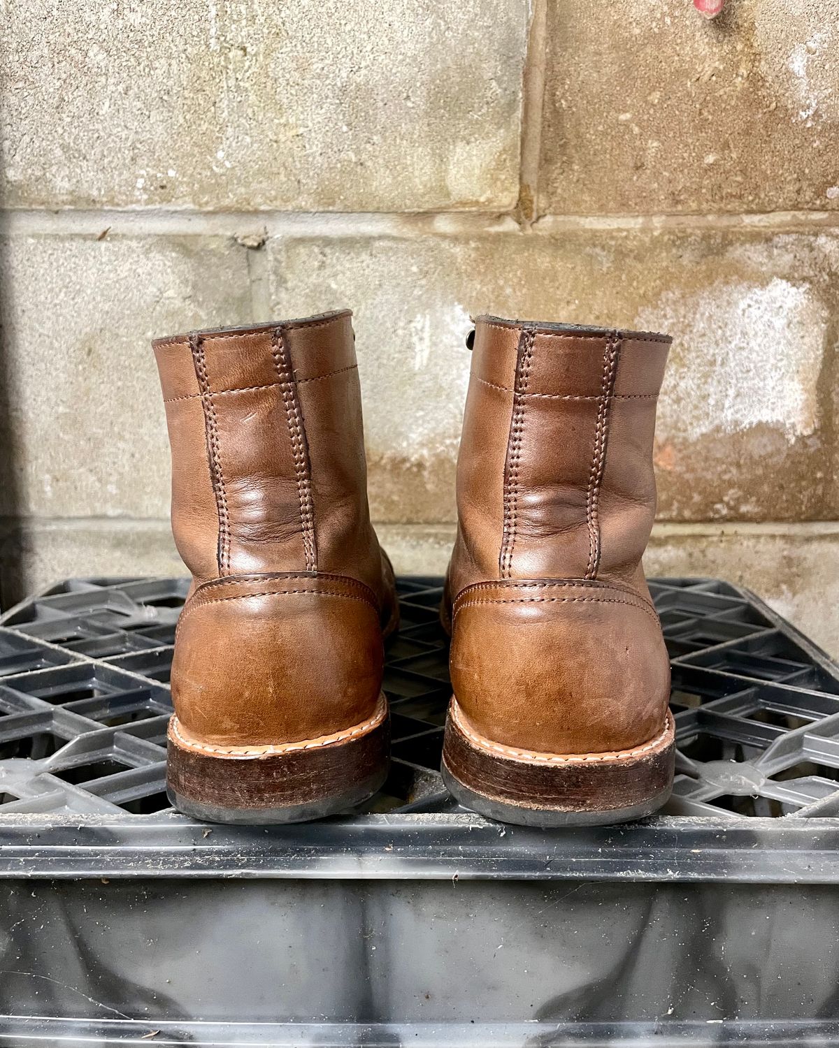 Photo by jamesontisch on February 6, 2024 of the Oak Street Bootmakers Trench Boot in Horween Natural Chromexcel.
