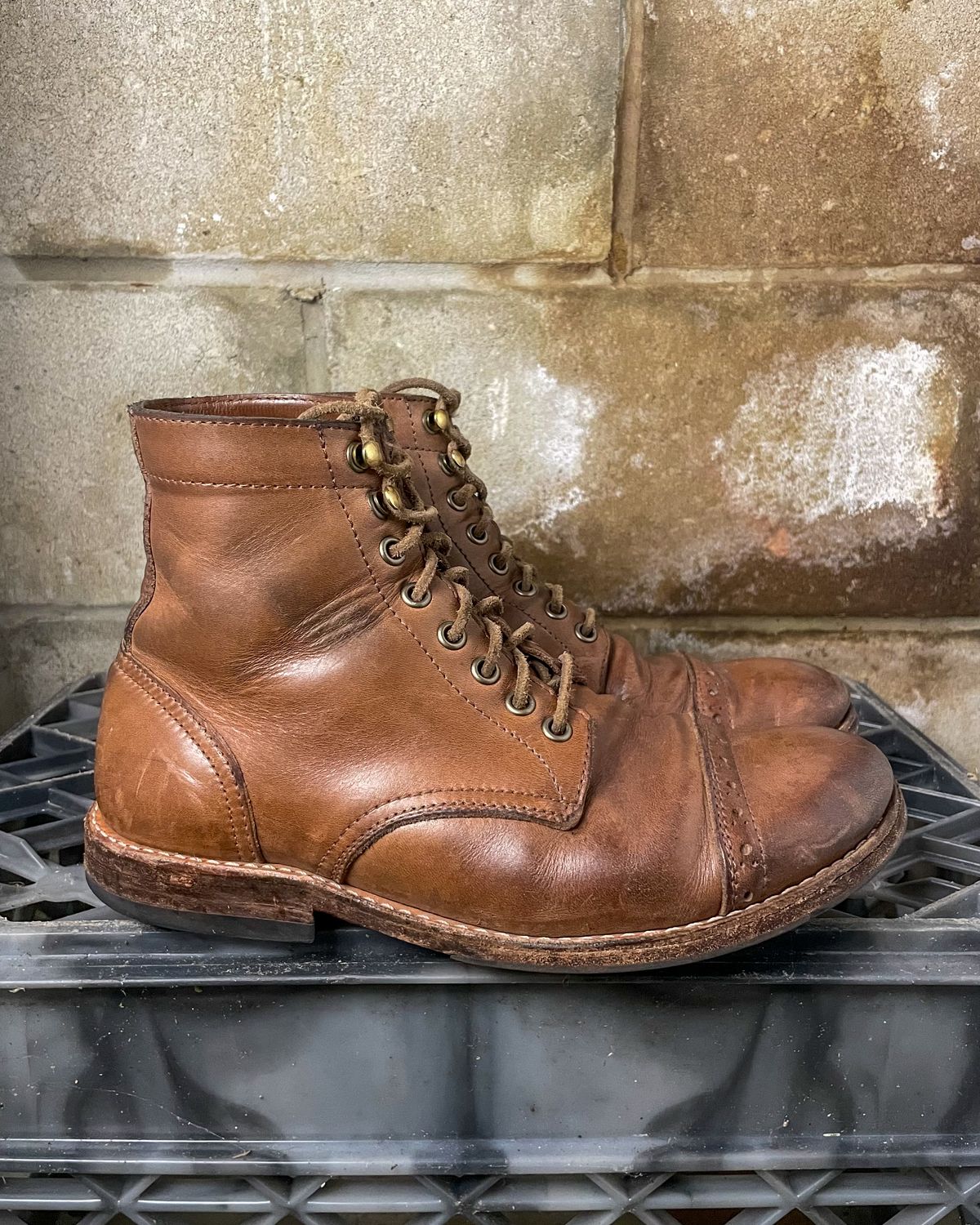 Photo by jamesontisch on March 6, 2024 of the Oak Street Bootmakers Trench Boot in Horween Natural Chromexcel.