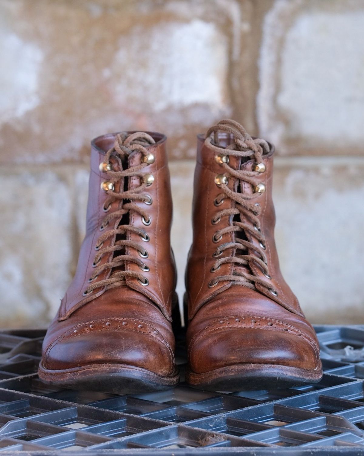 Photo by jamesontisch on April 3, 2024 of the Oak Street Bootmakers Trench Boot in Horween Natural Chromexcel.