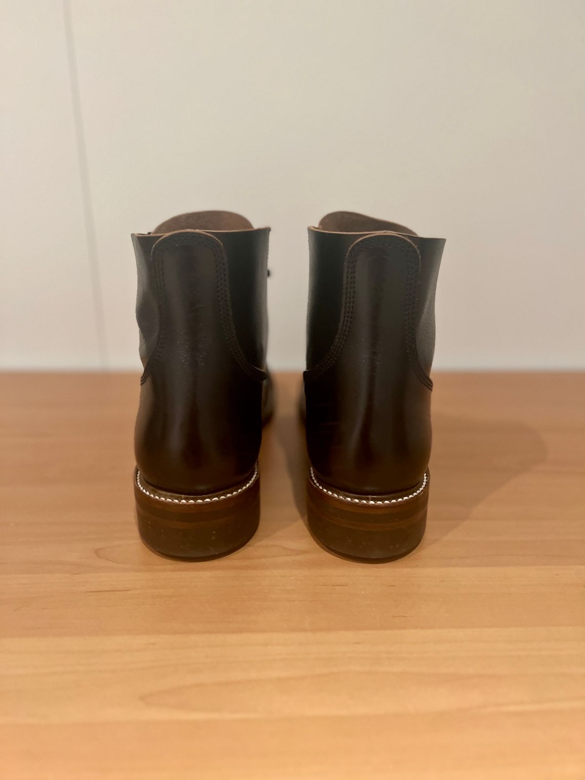 Photo by palletshots on November 1, 2023 of the John Lofgren M-43 Service Shoes in Shinki Black Teacore Horsebutt.