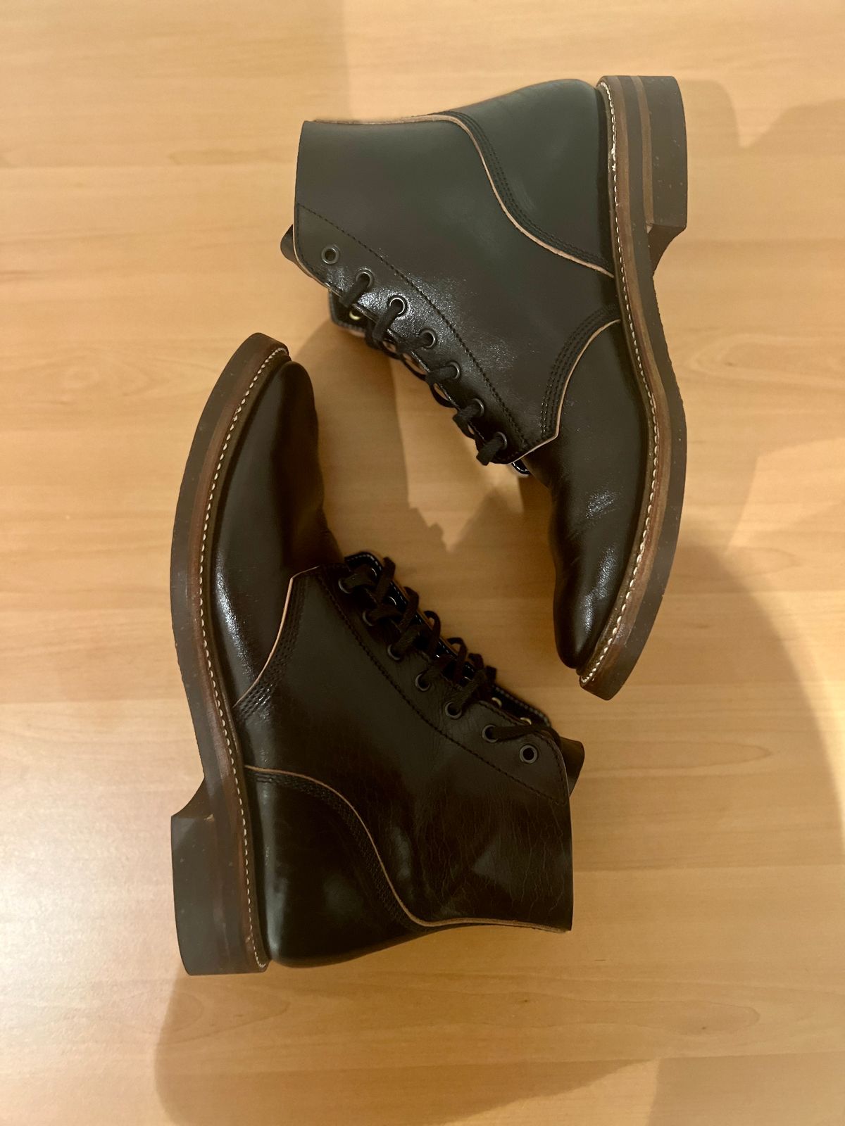 Photo by palletshots on November 1, 2023 of the John Lofgren M-43 Service Shoes in Shinki Black Teacore Horsebutt.