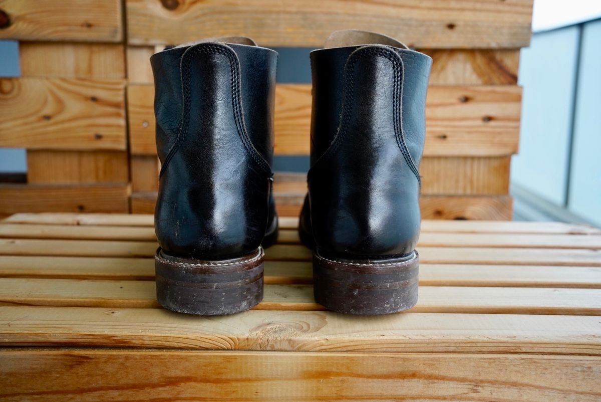 Photo by palletshots on January 1, 2024 of the John Lofgren M-43 Service Shoes in Shinki Black Teacore Horsebutt.