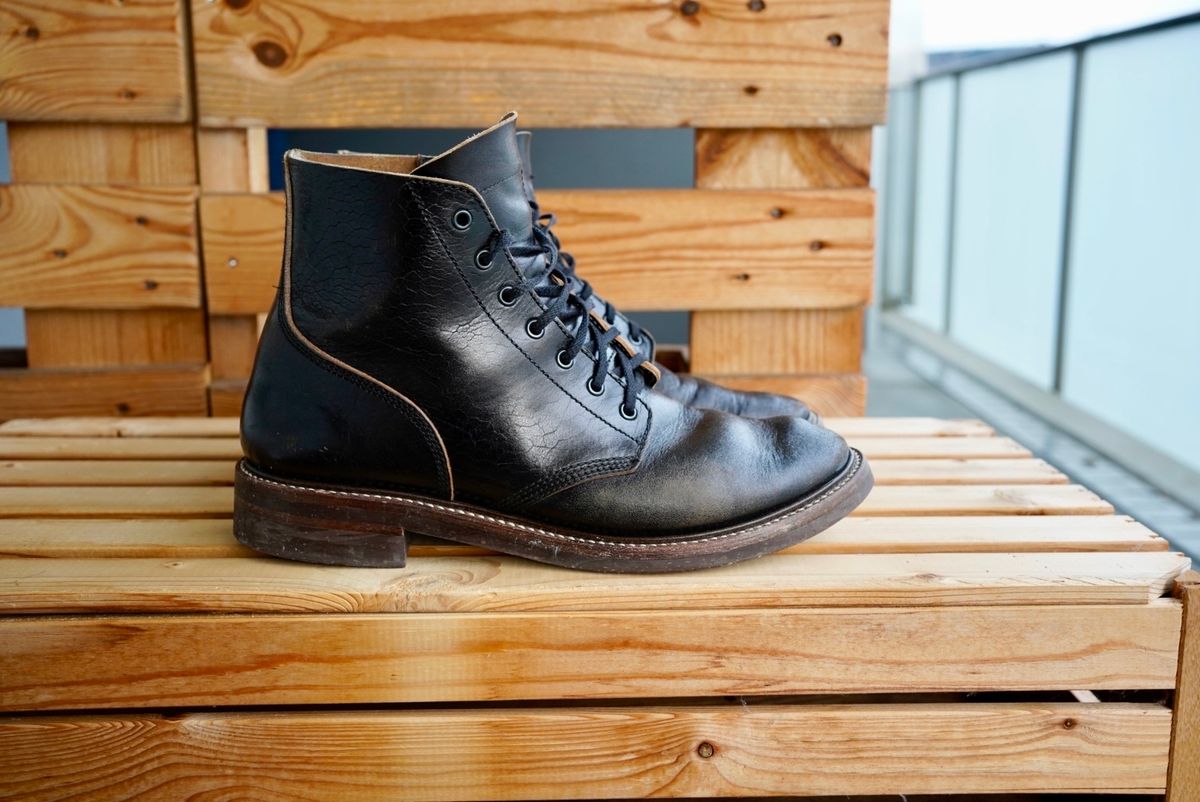 Photo by palletshots on January 1, 2024 of the John Lofgren M-43 Service Shoes in Shinki Black Teacore Horsebutt.
