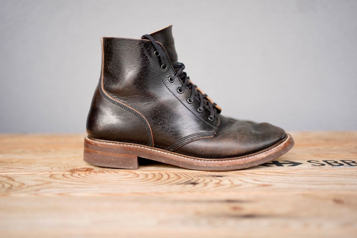Photo by palletshots on February 4, 2024 of the John Lofgren M-43 Service Shoes in Shinki Black Teacore Horsebutt.