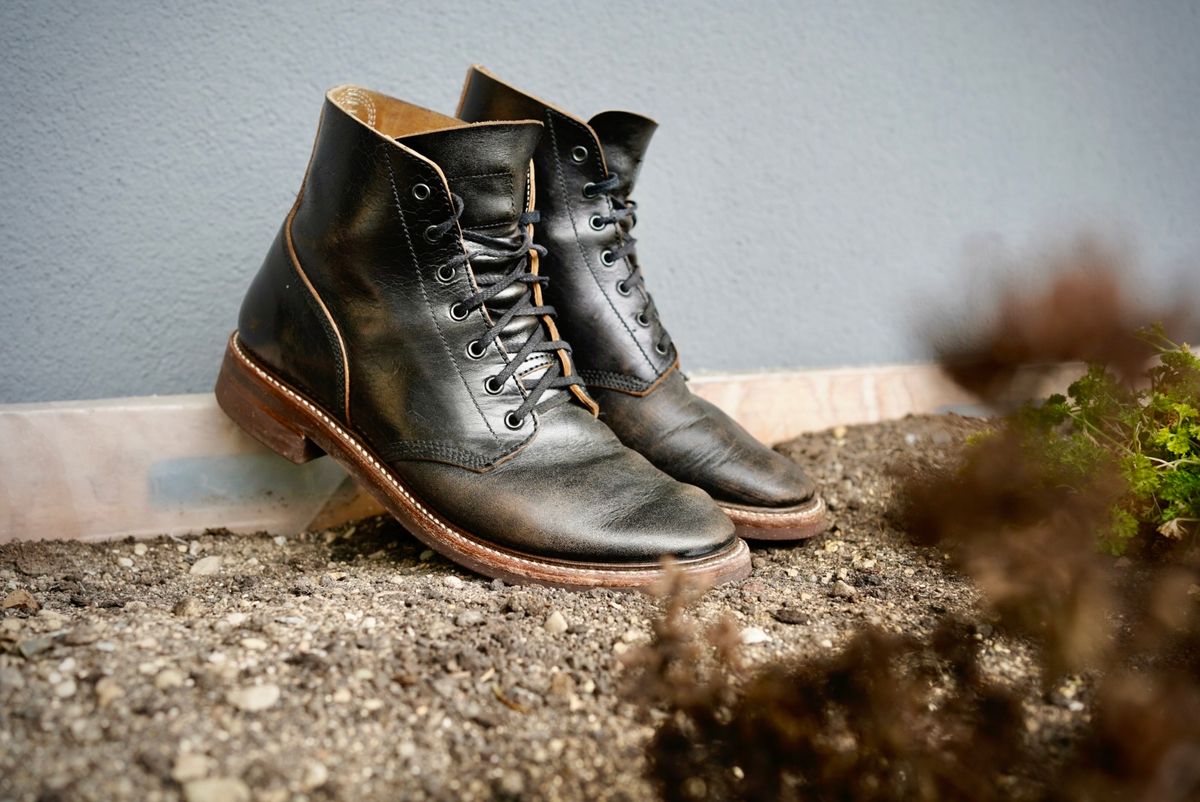 Photo by palletshots on March 1, 2024 of the John Lofgren M-43 Service Shoes in Shinki Black Teacore Horsebutt.