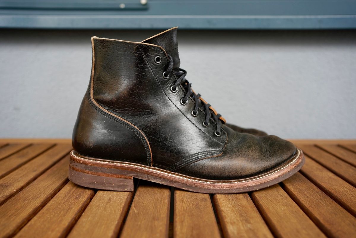 Photo by palletshots on March 1, 2024 of the John Lofgren M-43 Service Shoes in Shinki Black Teacore Horsebutt.
