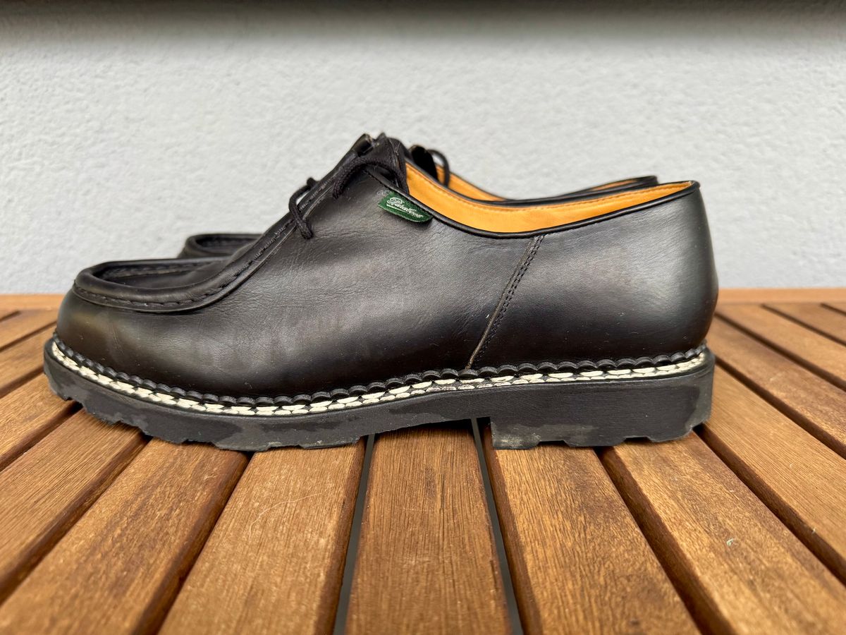 Photo by palletshots on November 1, 2025 of the Paraboot Michael in Black Plained Leather.