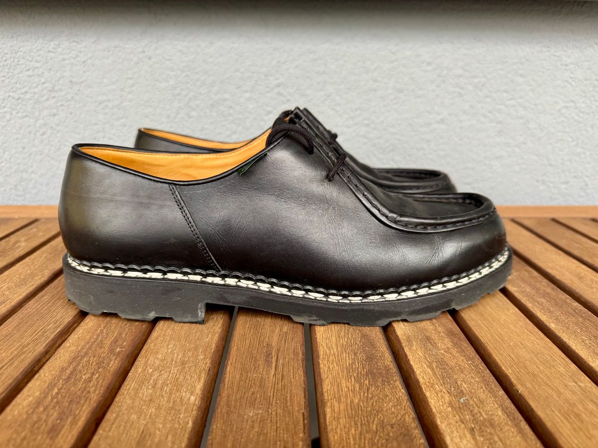 Photo by palletshots on November 1, 2025 of the Paraboot Michael in Black Plained Leather.