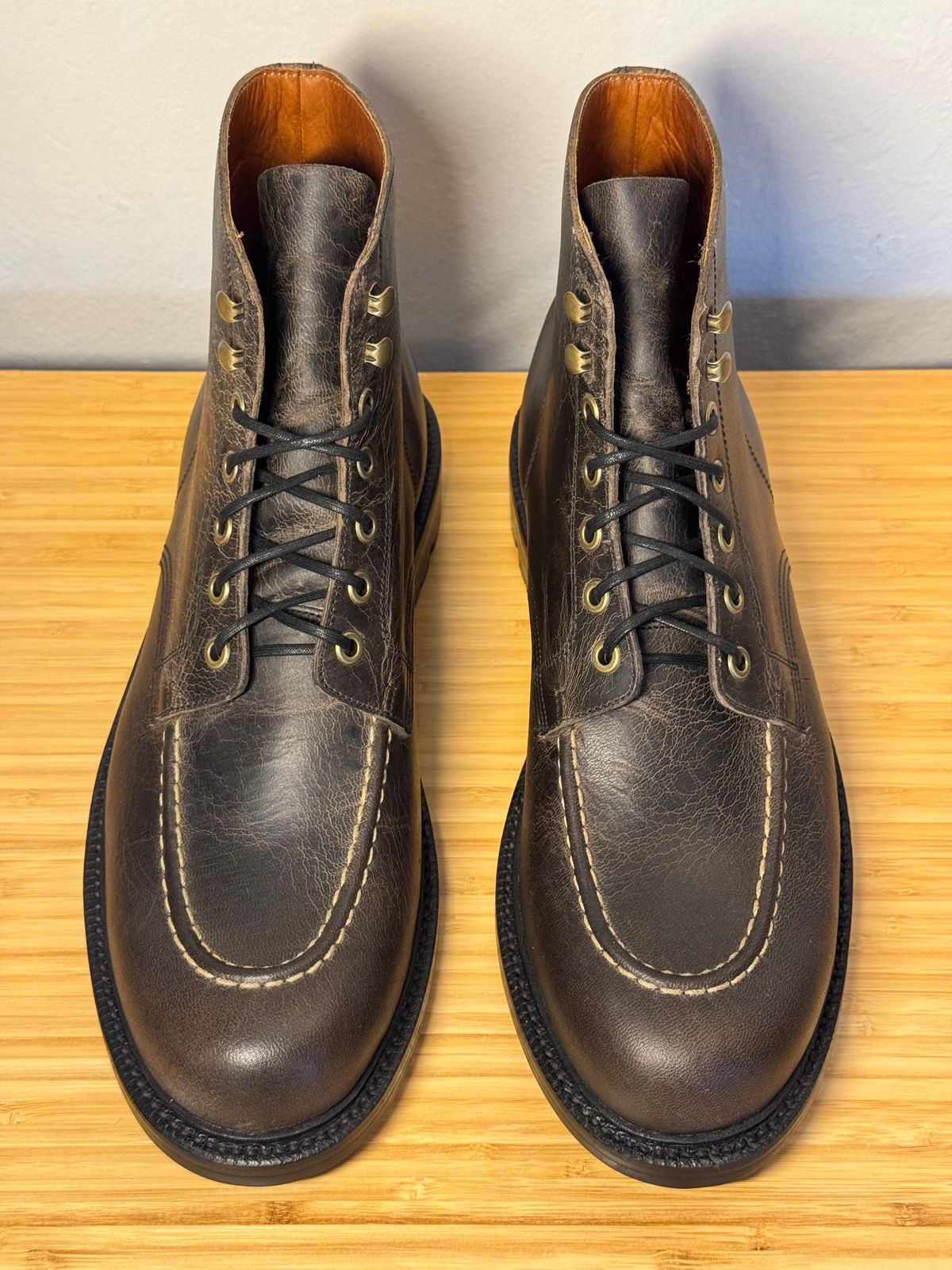Photo by scottwaves on November 5, 2024 of the Grant Stone Brass Boot in Gallun Charcoal Teton Stag.