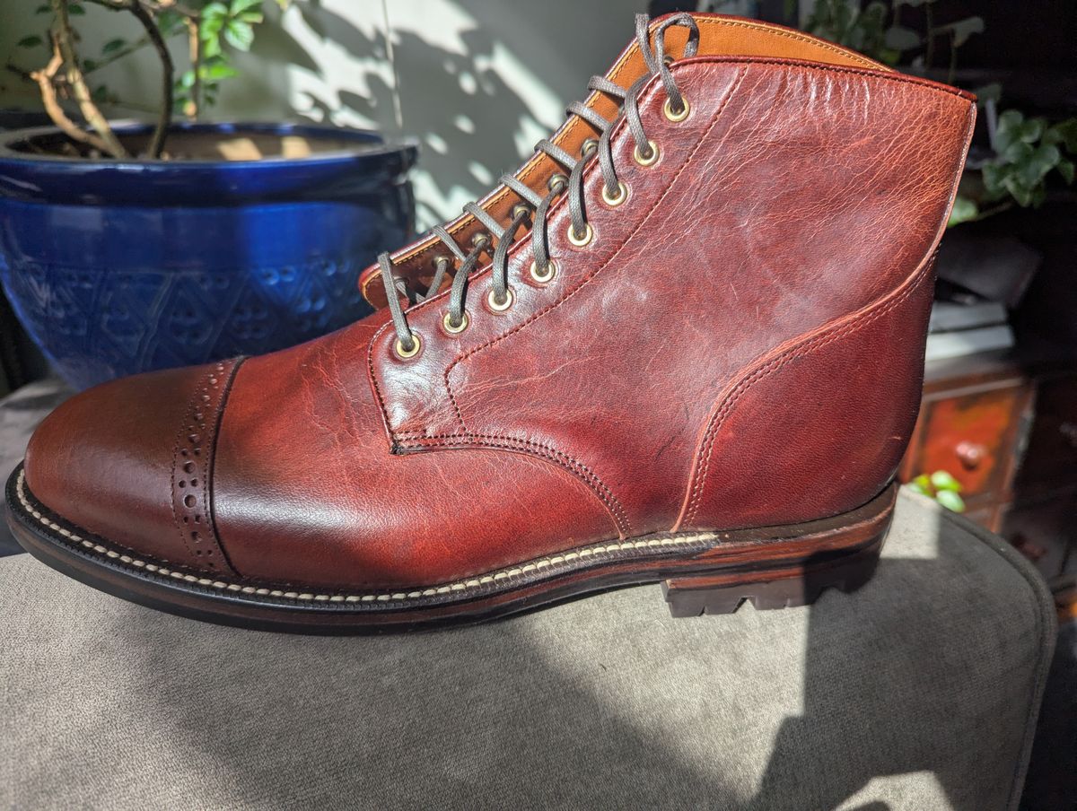 Photo by BigPuddin on October 29, 2024 of the Grant Stone Garrison Boot in Red Waxed Deer.