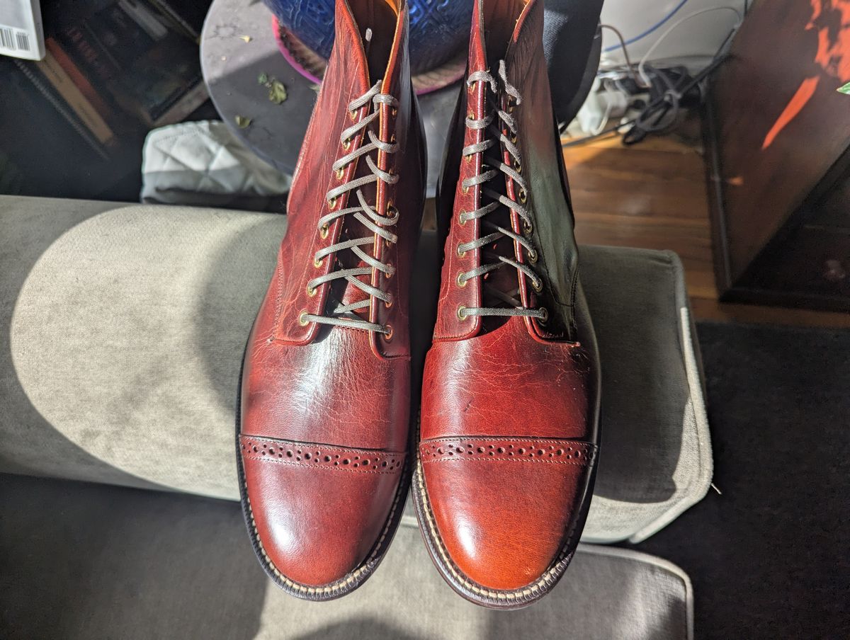 Photo by BigPuddin on October 29, 2024 of the Grant Stone Garrison Boot in Red Waxed Deer.