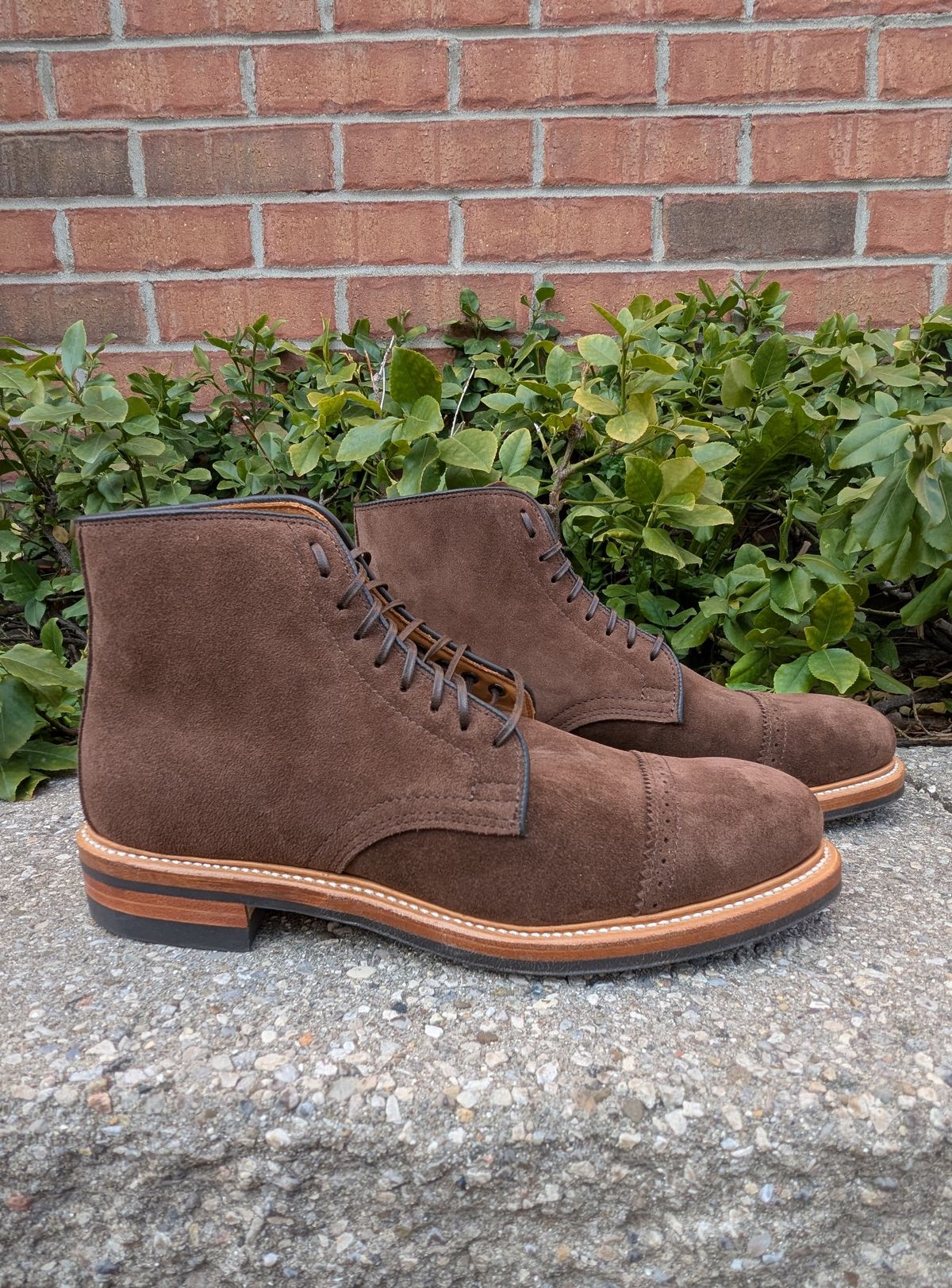Photo by RoosAndBeavers on November 1, 2025 of the Viberg Derby Boot in C.F. Stead Brown Repello Calf Suede.