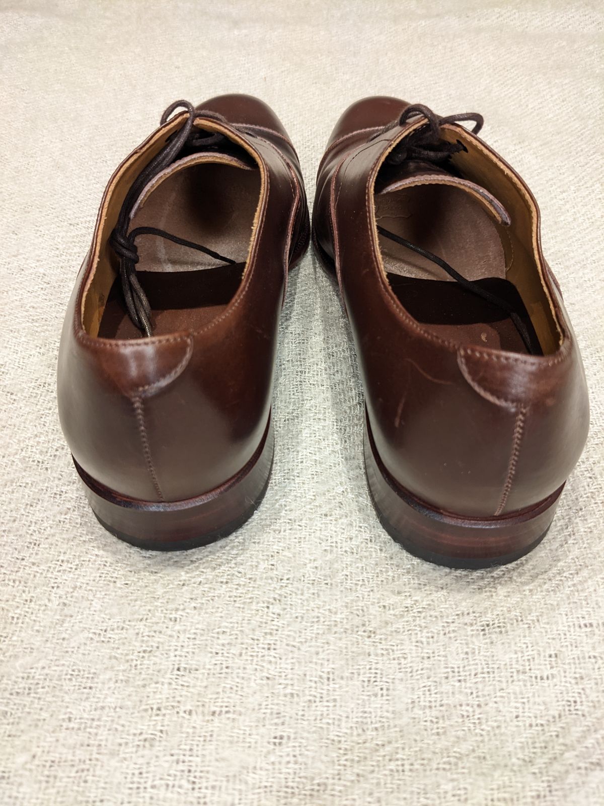 Photo by RoosAndBeavers on October 6, 2022 of the Meermin Cap Toe Oxford in Unlisted Leather.
