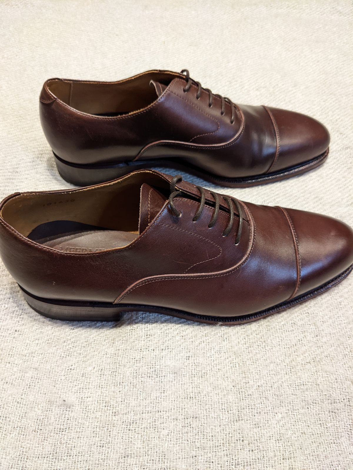 Photo by RoosAndBeavers on October 6, 2022 of the Meermin Cap Toe Oxford in Unlisted Leather.