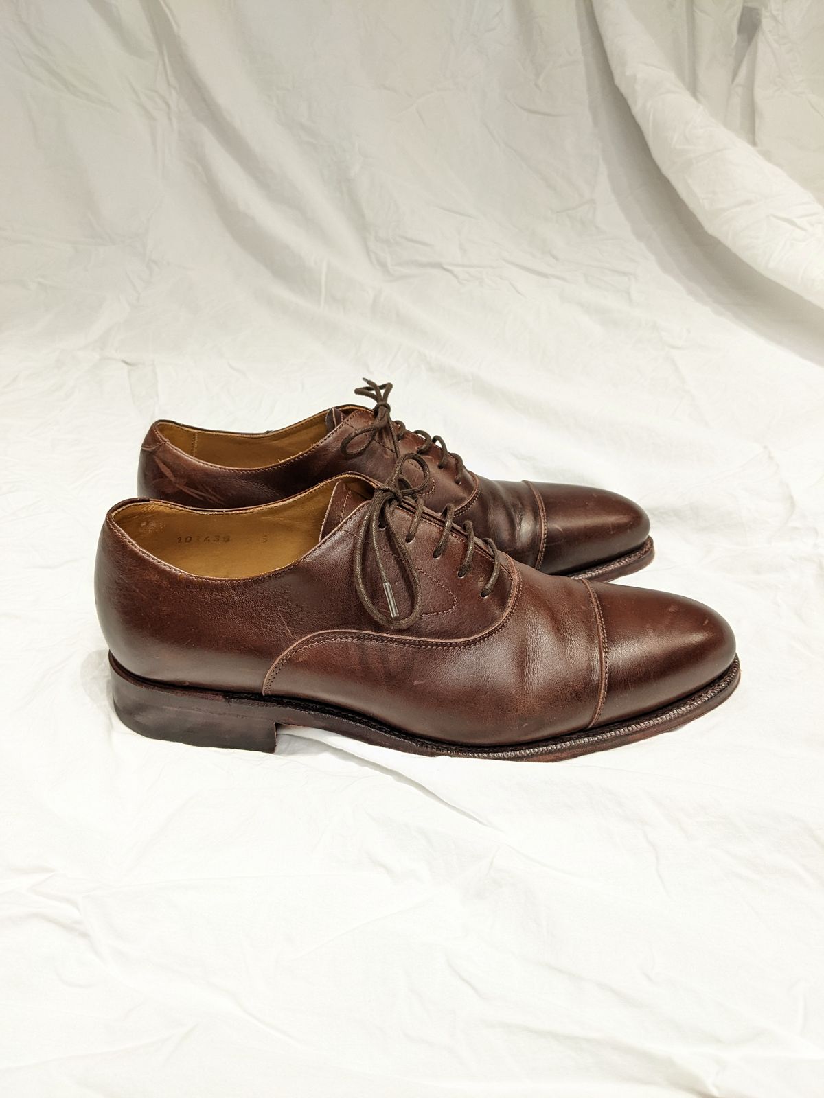 Photo by RoosAndBeavers on November 9, 2022 of the Meermin Cap Toe Oxford in Unlisted Leather.