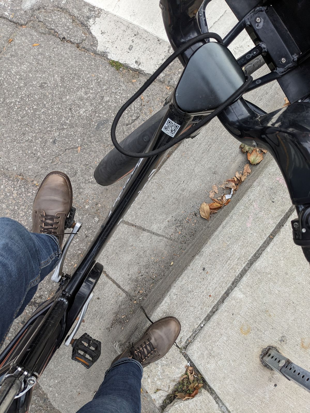 Photo by RoosAndBeavers on October 5, 2023 of the NF Bootmaker Milton Boot in Maryam Asphalt Waxed Horsebutt.