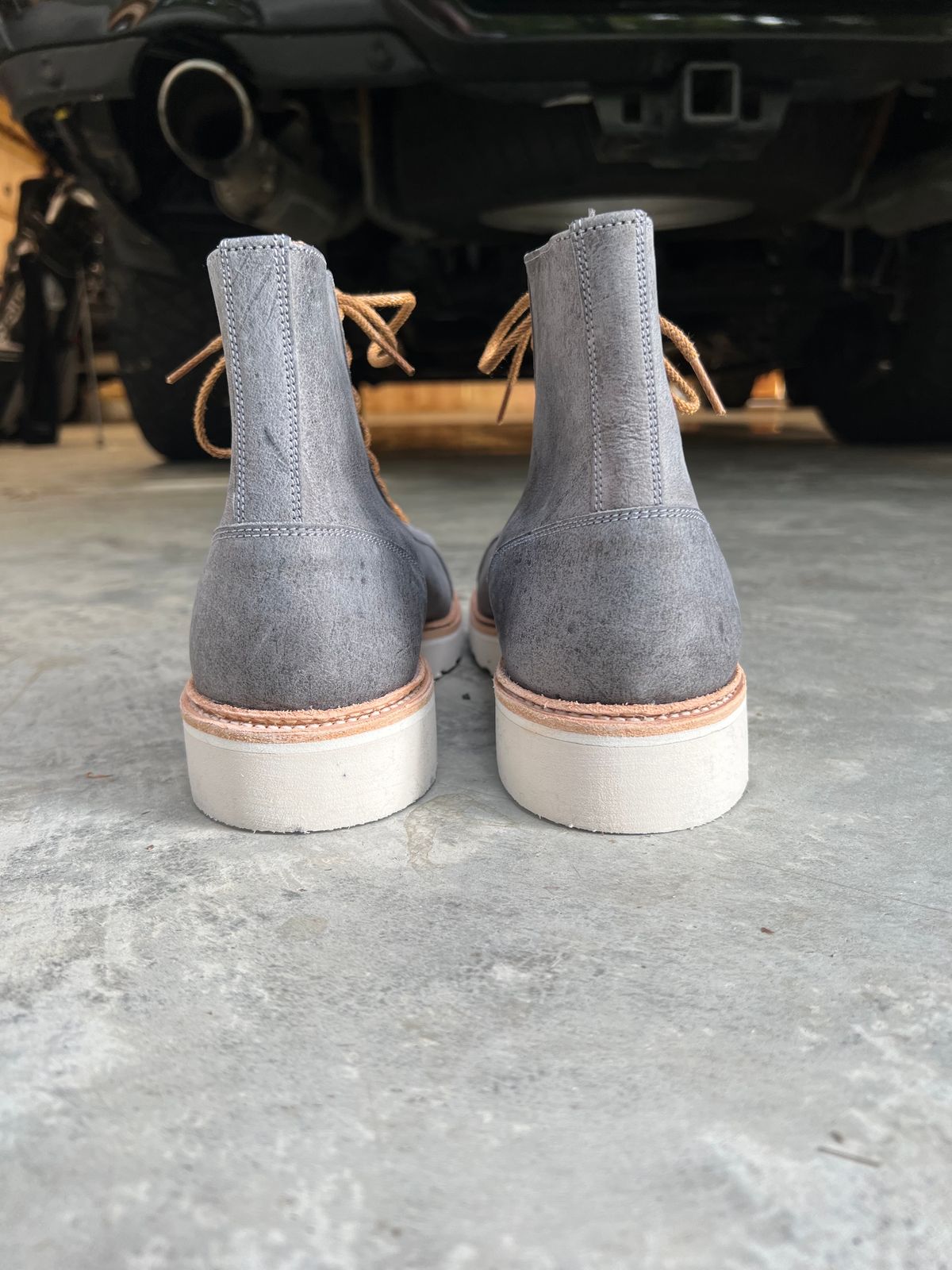 Photo by sampson1980 on October 1, 2023 of the Tricker's x Division Road Super Monkey Boot in C.F. Stead Storm Waxed Kudu.