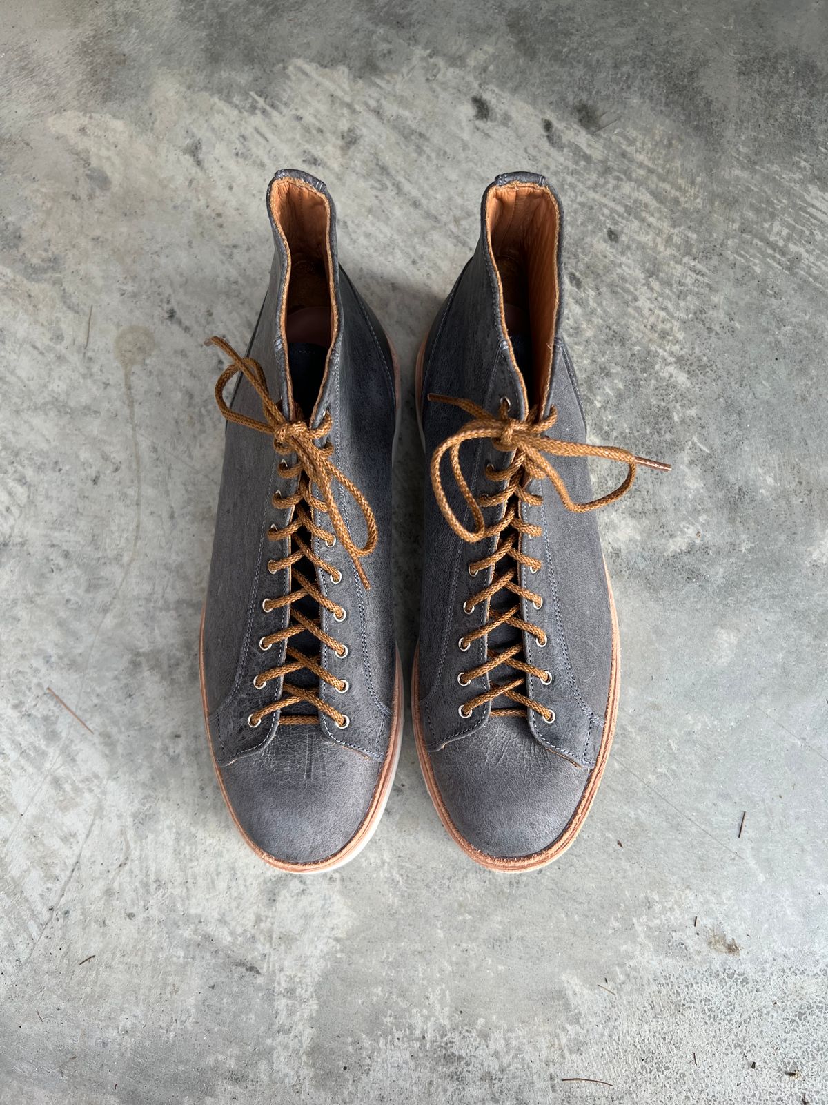 Photo by sampson1980 on October 1, 2023 of the Tricker's x Division Road Super Monkey Boot in C.F. Stead Storm Waxed Kudu.