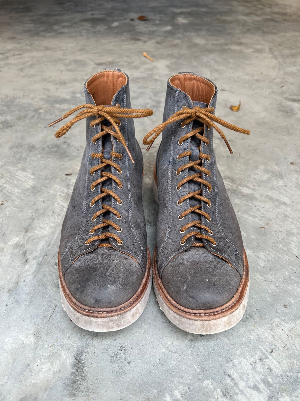 Photo by sampson1980 on November 5, 2023 of the Tricker's x Division Road Super Monkey Boot in C.F. Stead Storm Waxed Kudu.