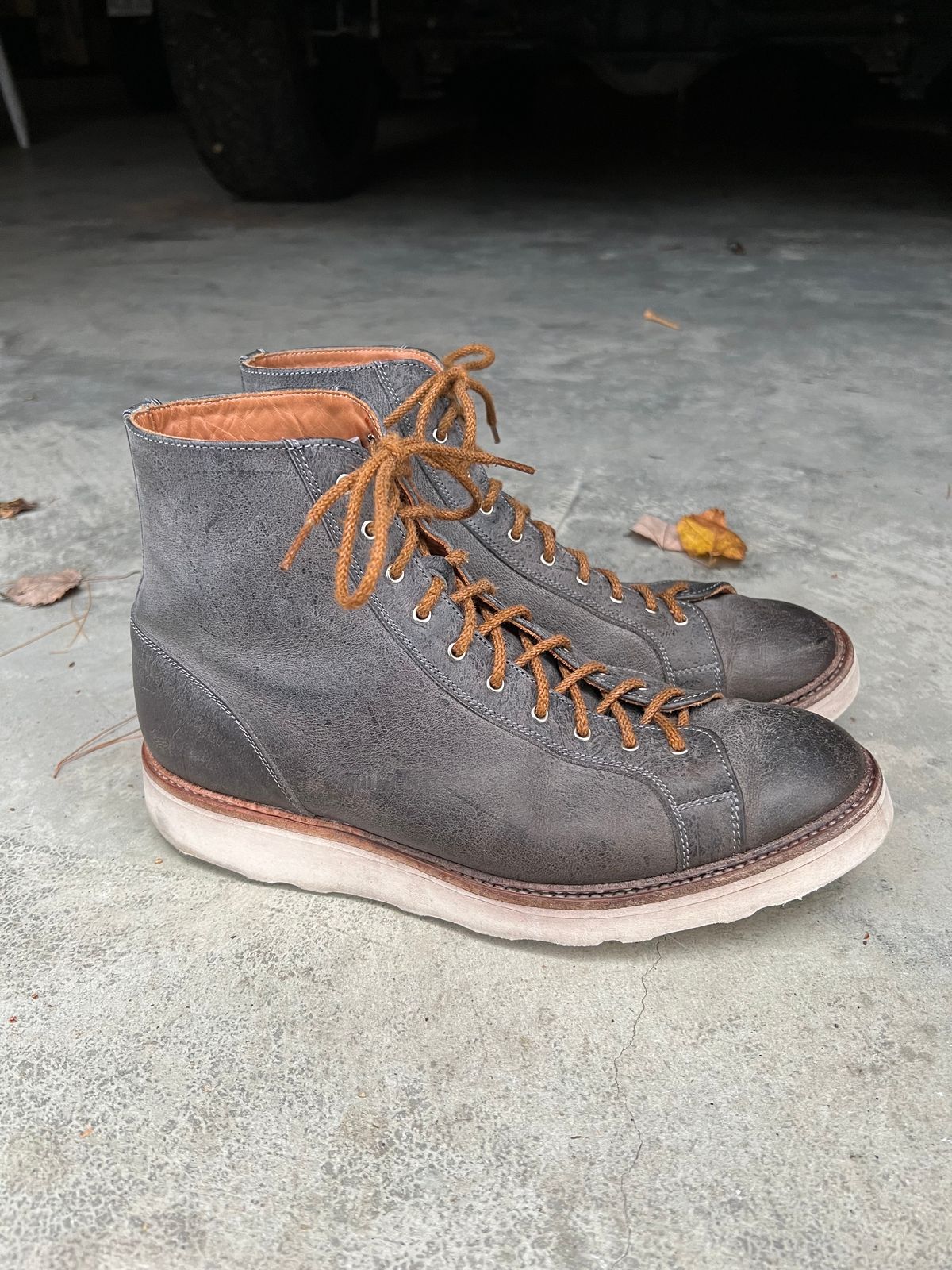 Photo by sampson1980 on December 5, 2023 of the Tricker's x Division Road Super Monkey Boot in C.F. Stead Storm Waxed Kudu.