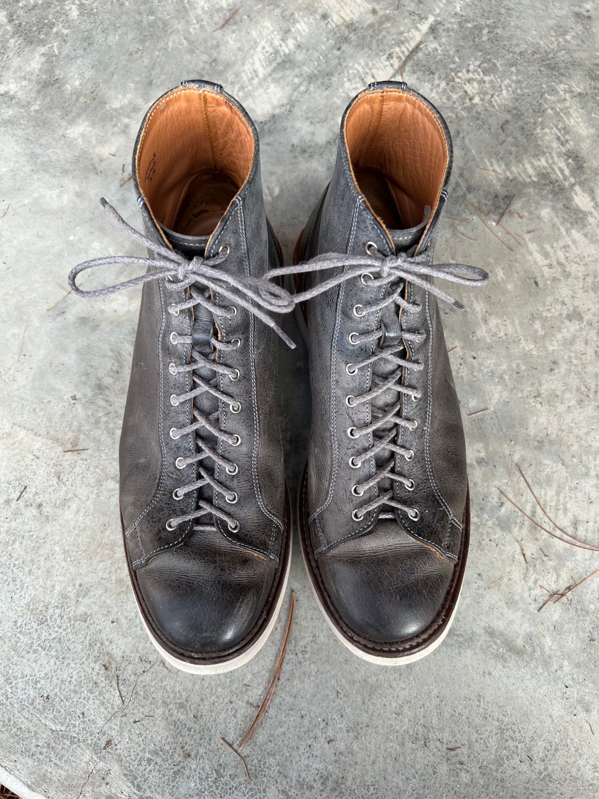 Photo by sampson1980 on March 3, 2024 of the Tricker's x Division Road Super Monkey Boot in C.F. Stead Storm Waxed Kudu.