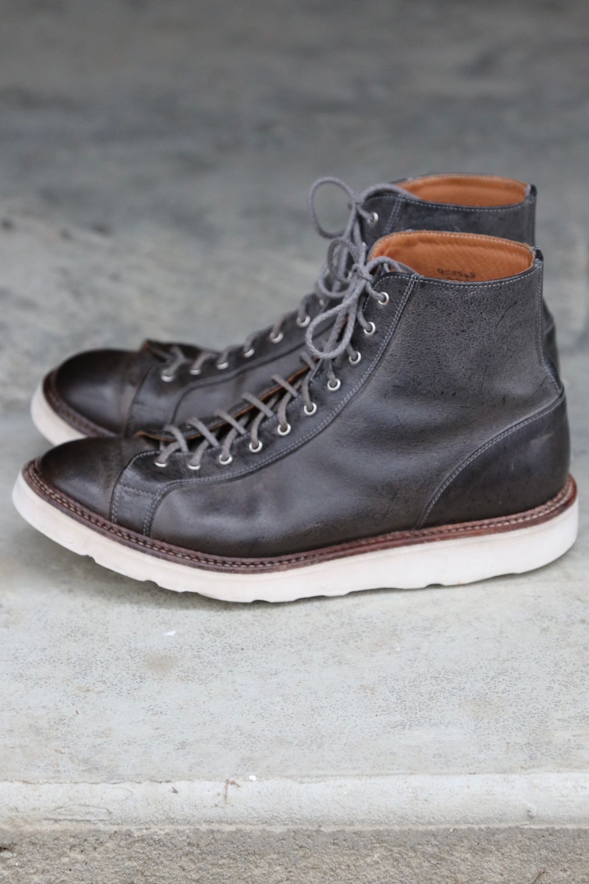 Photo by sampson1980 on April 3, 2024 of the Tricker's x Division Road Super Monkey Boot in C.F. Stead Storm Waxed Kudu.