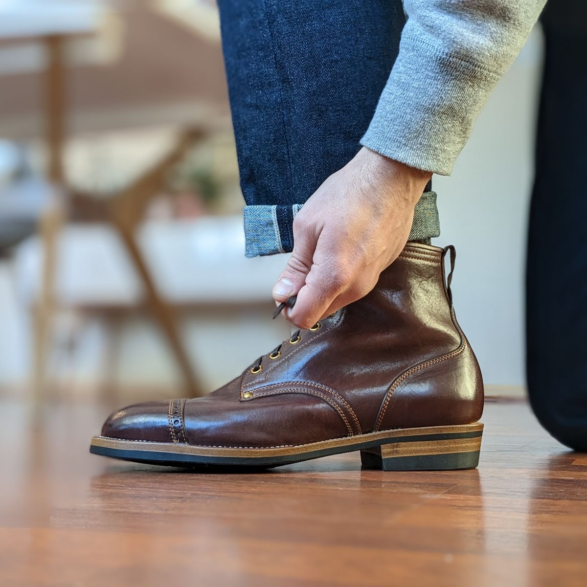 Photo by chilly on February 15, 2023 of the Iron Boots The Chosen One in Maryam Burgundy Factory Dyed Horsehide.